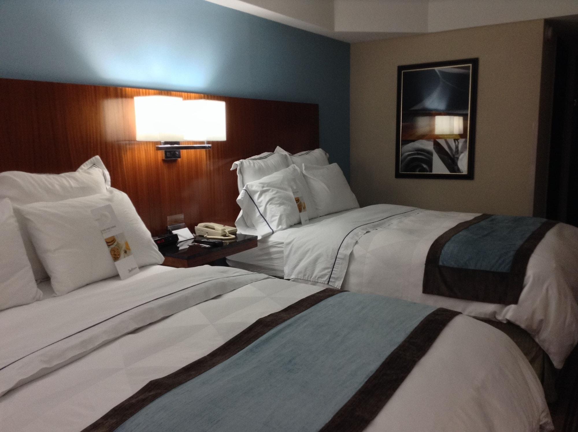 Doubletree By Hilton Chatsworth Los Angeles Extérieur photo