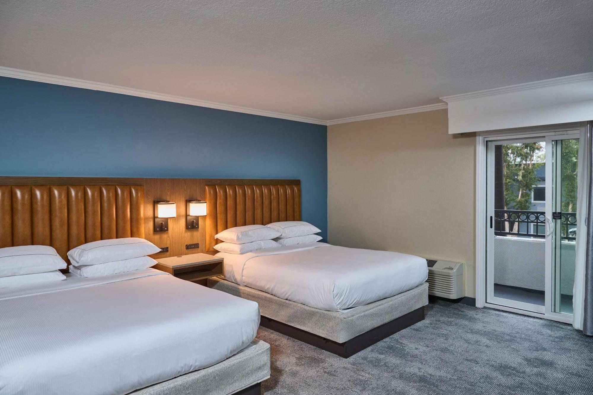 Doubletree By Hilton Chatsworth Los Angeles Extérieur photo