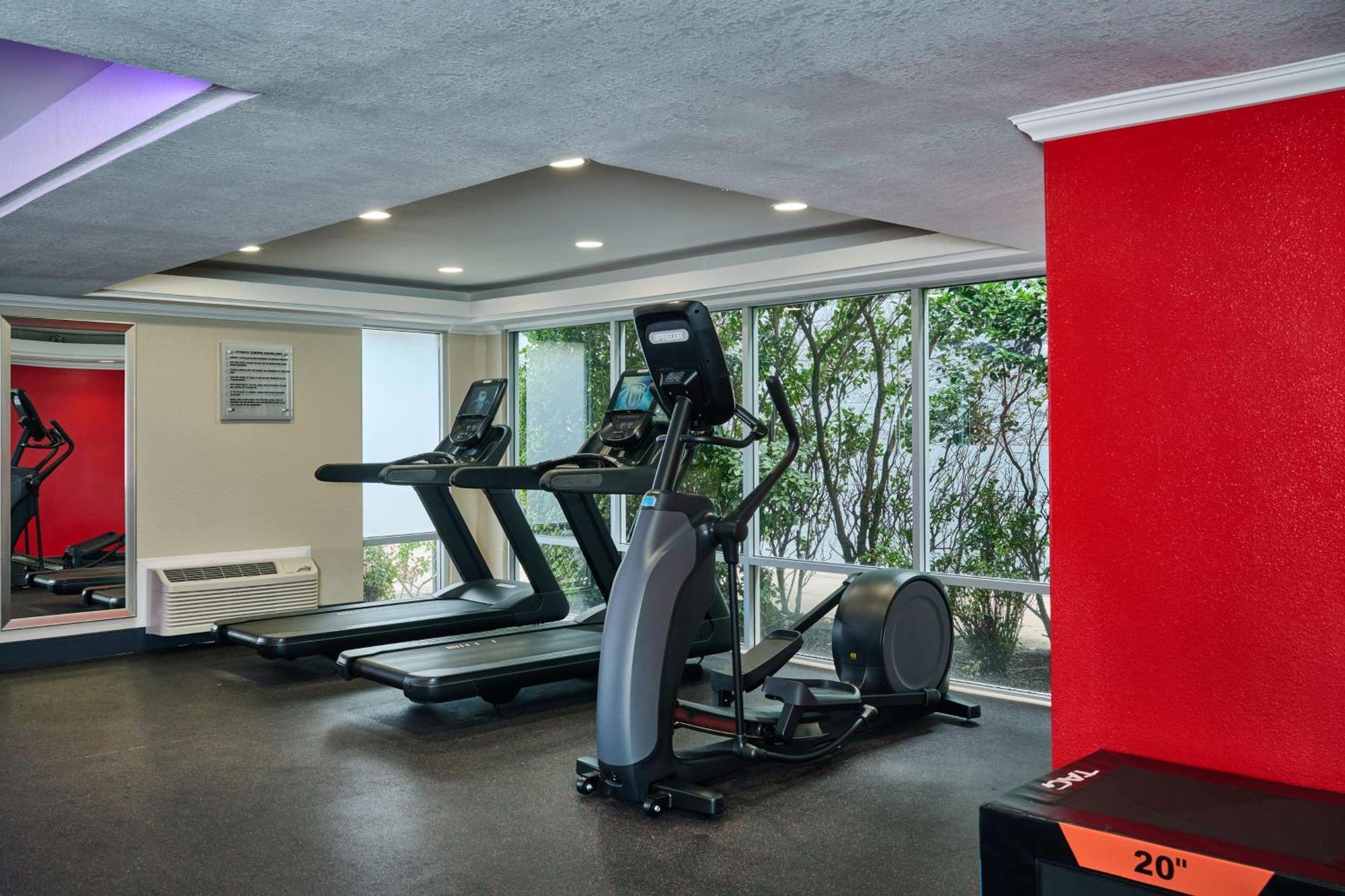 Doubletree By Hilton Chatsworth Los Angeles Extérieur photo