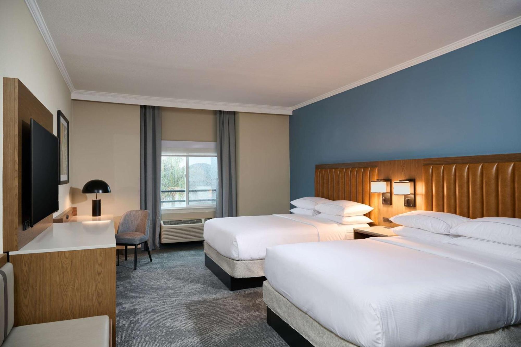 Doubletree By Hilton Chatsworth Los Angeles Extérieur photo